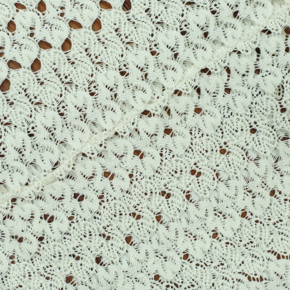 Polyester laced shirt - Picture 4 of 5